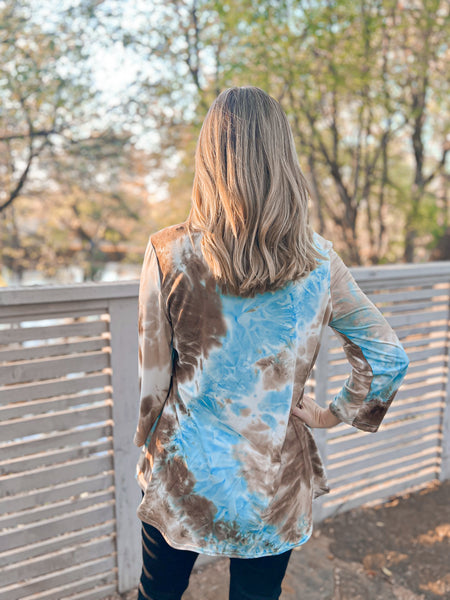Eva Blue and Tan Hand Dipped Tie Dye Top - Ribbons and Spice Boutique