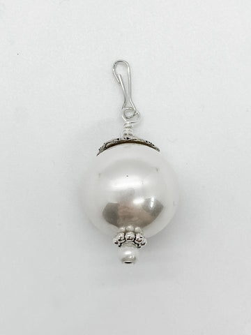 Pearl Color with Silver Detail - Ribbons and Spice Boutique