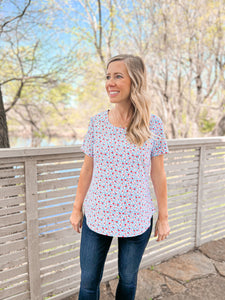 Contemporary Collection Red & Blue Floral Short Sleeve Top - Ribbons and Spice Boutique